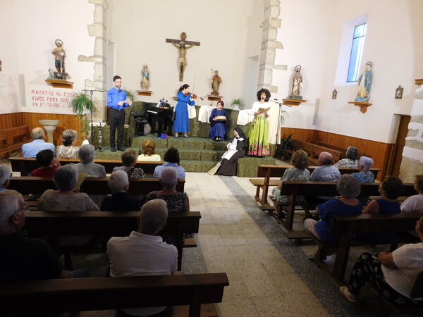 En la iglesia de Nuestra Señora de la Asunción en La Encina