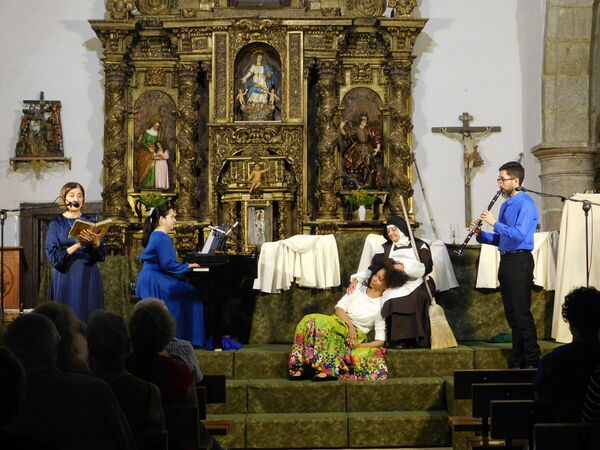 En la iglesia de Nuestra Señora de la Zarza de Galinduste