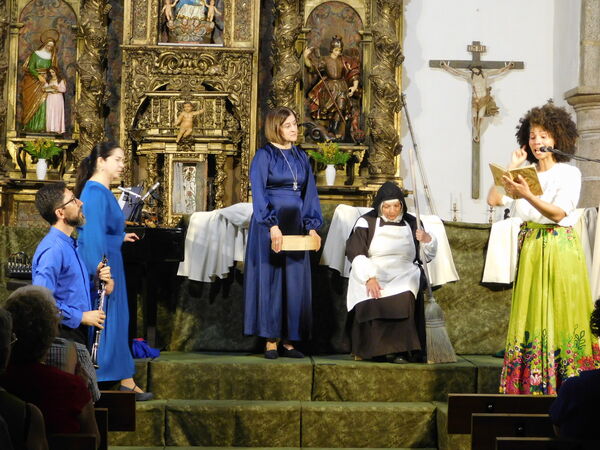 En la iglesia de Nuestra Señora de la Zarza de Galinduste