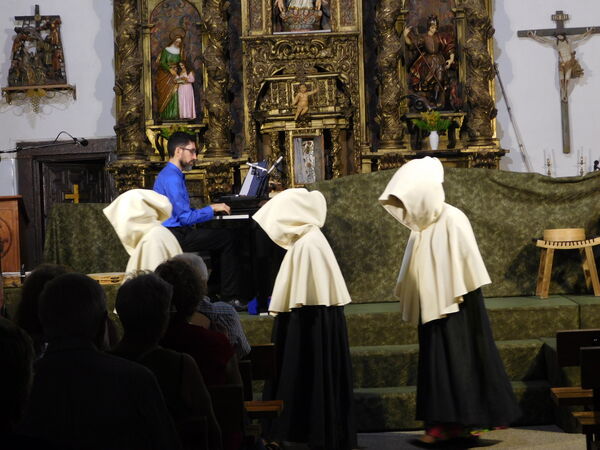 En la iglesia de Nuestra Señora de la Zarza de Galinduste