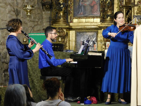 En la iglesia de Nuestra Señora del Peral de Bogajo