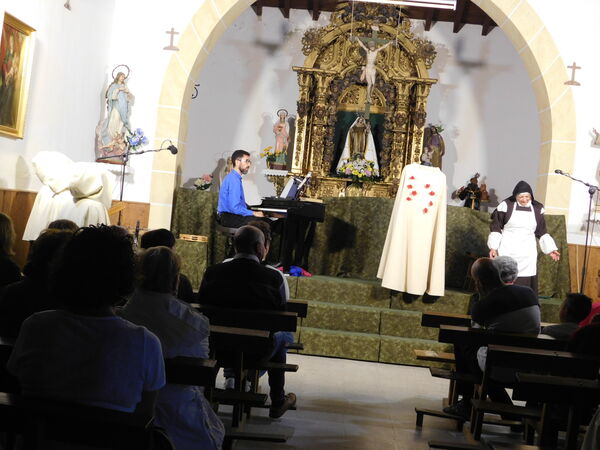 En la iglesia de Nuestra Señora del Rosario de Éjeme.