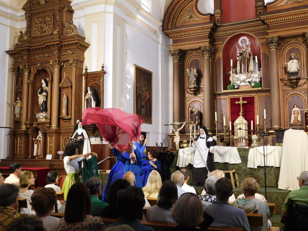 En la iglesia de San Juan de la Cruz en Alba de Tormes