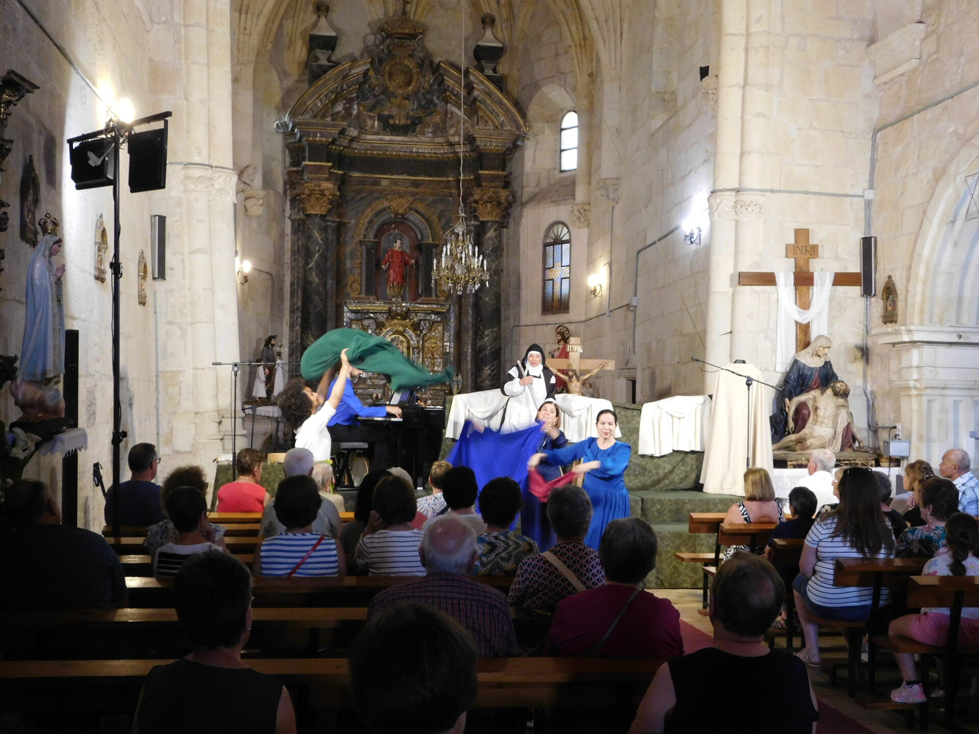 En la iglesia de San Lorenzo de Rollán
