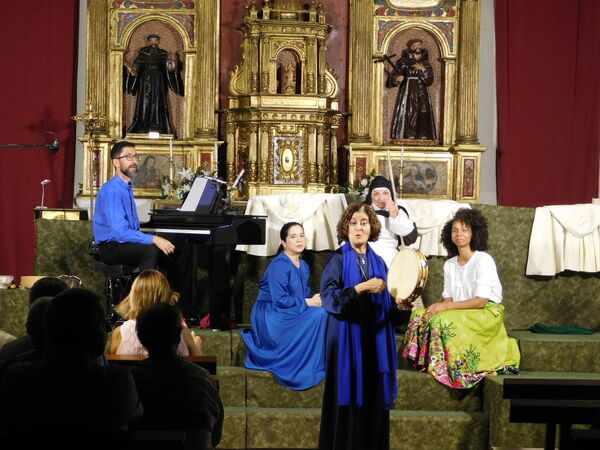 En la iglesia de San Martín de Cristóbal