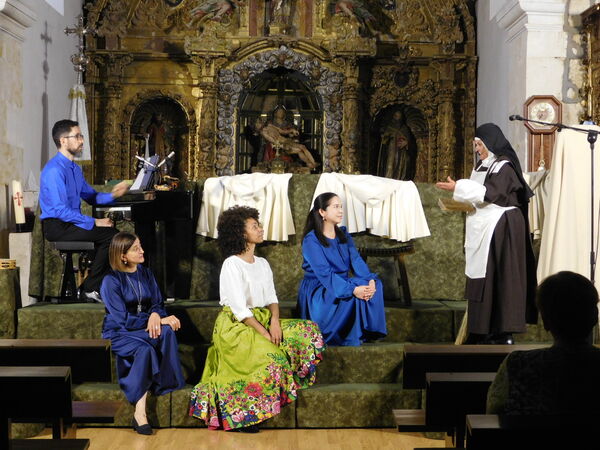 En la iglesia de San Nicolás de Golpejas