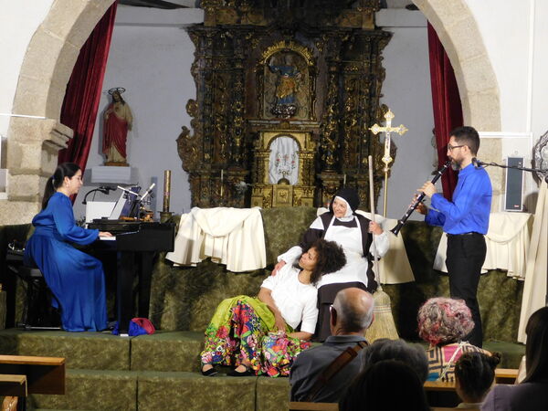 En la iglesia de San Pedro Apóstol de Aldeanueva de la Sierra