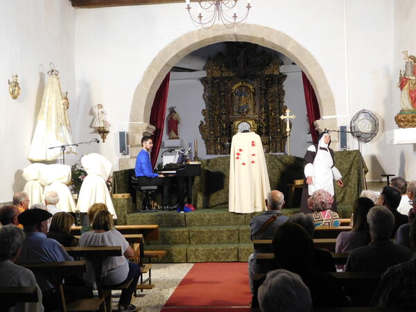 En la iglesia de San Pedro Apóstol de Aldeanueva de la Sierra