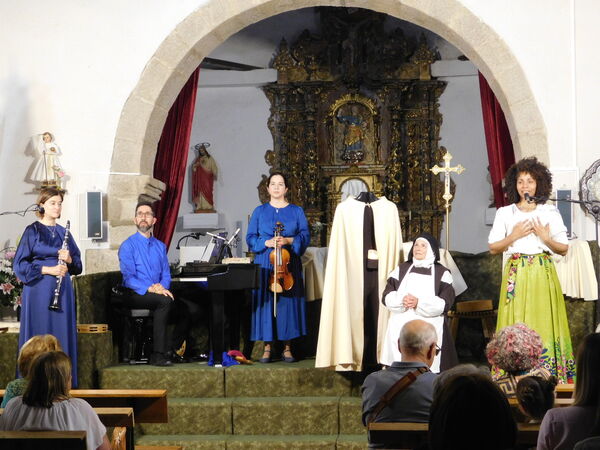 En la iglesia de San Pedro Apóstol de Aldeanueva de la Sierra