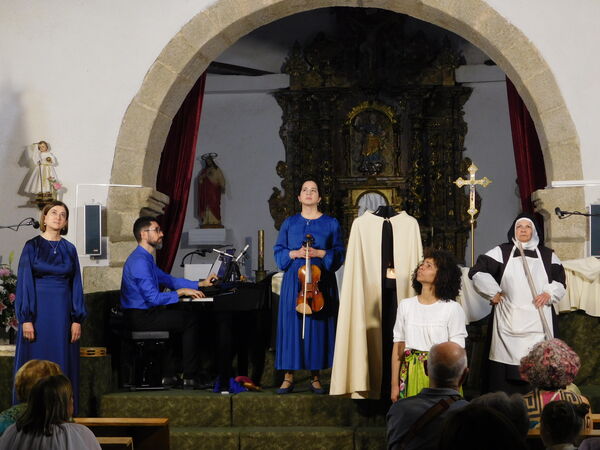 En la iglesia de San Pedro Apóstol de Aldeanueva de la Sierra