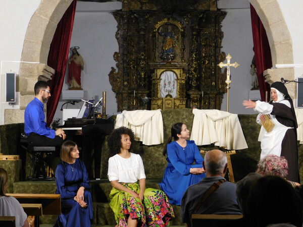 En la iglesia de San Pedro Apóstol de Aldeanueva de la Sierra