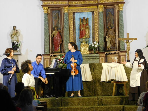 En la iglesia de San Pedro Apóstol de El Sahúgo