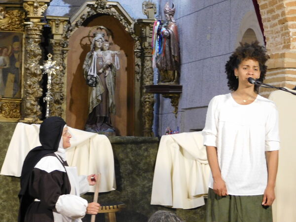 En la iglesia de San Pedro Apóstol de Larrodrigo
