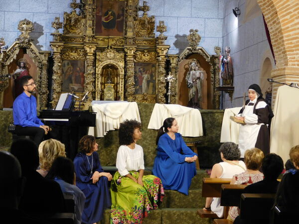 En la iglesia de San Pedro Apóstol de Larrodrigo