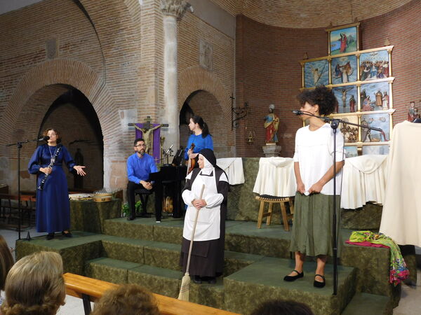 En la iglesia de San Pedro Apóstol de Paradinas de San Juan