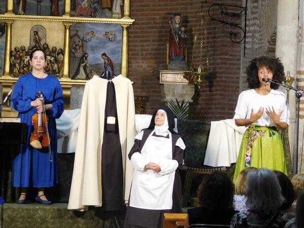 En la iglesia de San Pedro Apóstol de Paradinas de San Juan