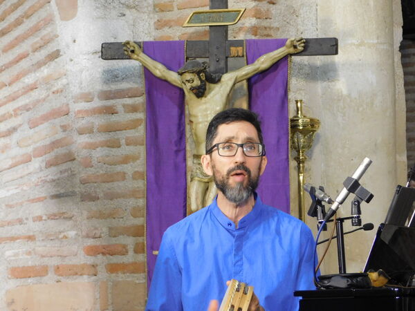 En la iglesia de San Pedro Apóstol de Paradinas de San Juan