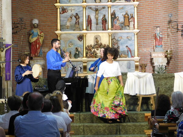 En la iglesia de San Pedro Apóstol de Paradinas de San Juan