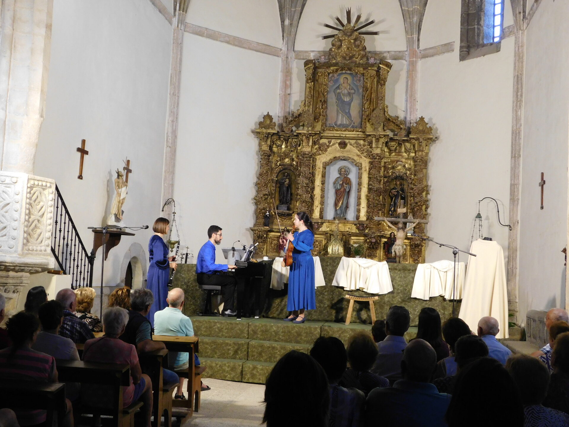 En la iglesia de San Pedro de Endrinal