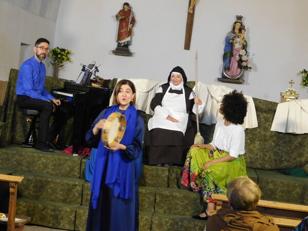 En la iglesia de San Vicente de Villaseco de los Gamitos