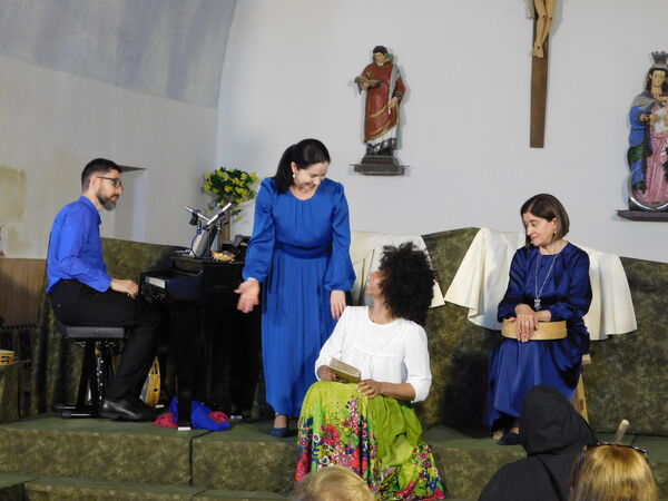 En la iglesia de San Vicente de Villaseco de los Gamitos