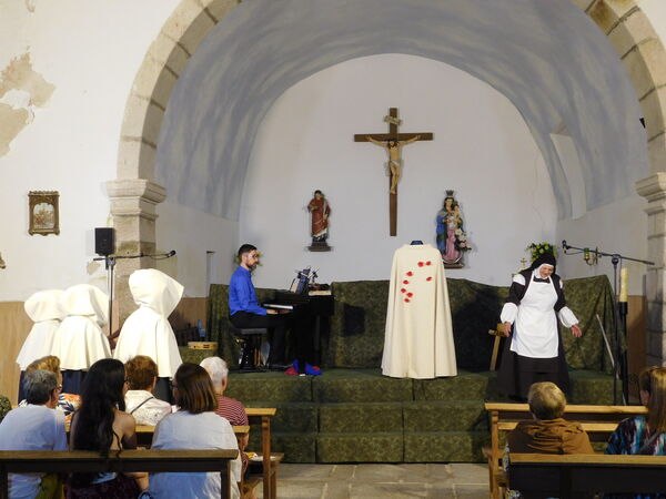 En la iglesia de San Vicente de Villaseco de los Gamitos