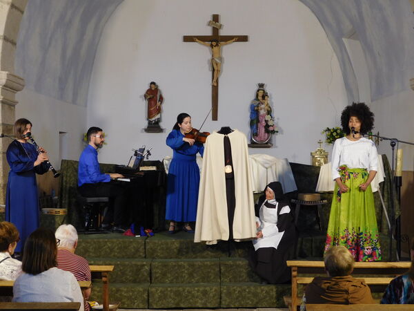 En la iglesia de San Vicente de Villaseco de los Gamitos