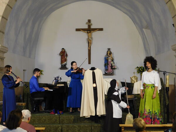 En la iglesia de San Vicente de Villaseco de los Gamitos
