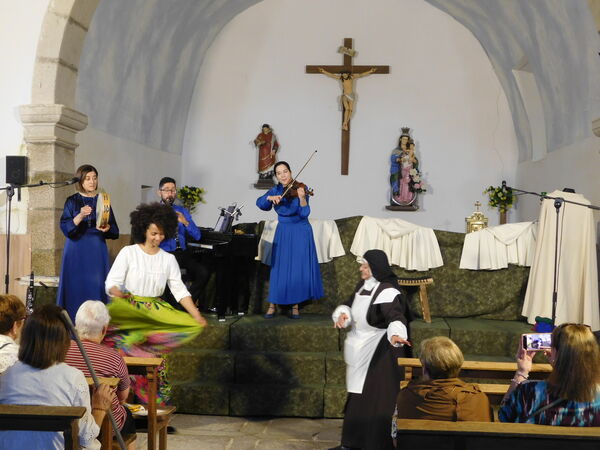 En la iglesia de San Vicente de Villaseco de los Gamitos