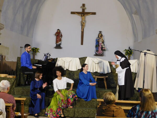 En la iglesia de San Vicente de Villaseco de los Gamitos