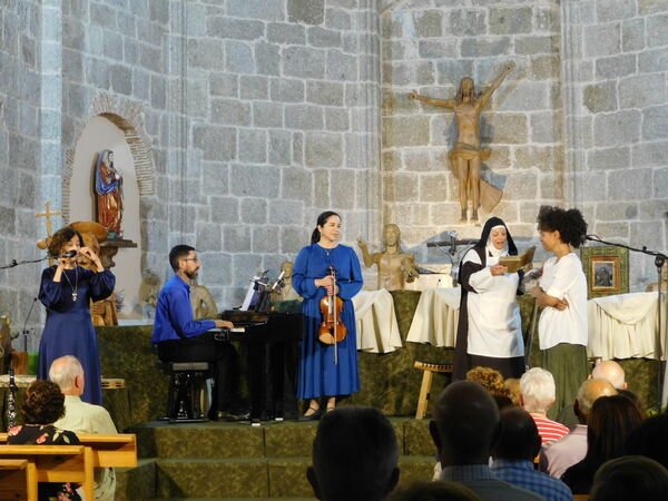 En la iglesia de Santa María la Blanca de Fuenterroble de Salvatierra