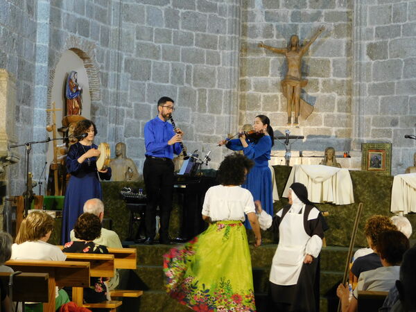 En la iglesia de Santa María la Blanca de Fuenterroble de Salvatierra