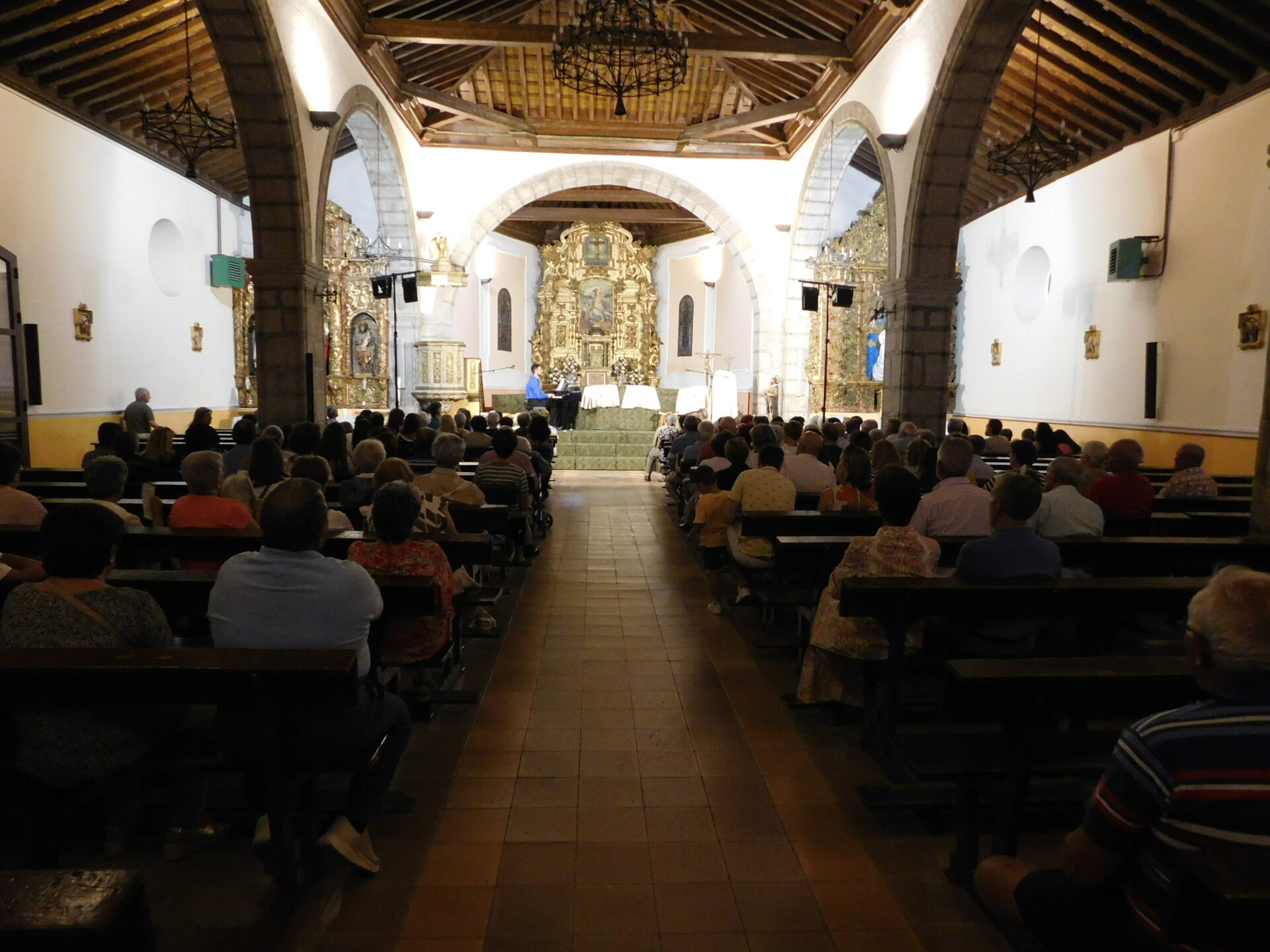 En la iglesia de Santiago Apóstol de Santibáñez de Béjar