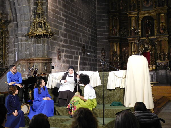 En la iglesia de Santiago en Santiago de la Puebla