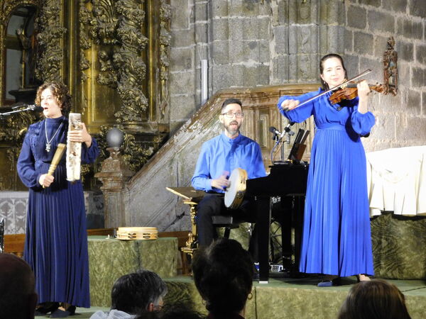 En la iglesia de Santiago en Santiago de la Puebla