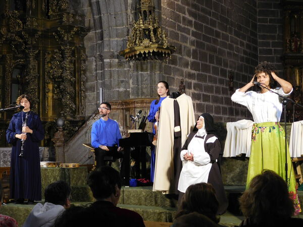 En la iglesia de Santiago en Santiago de la Puebla