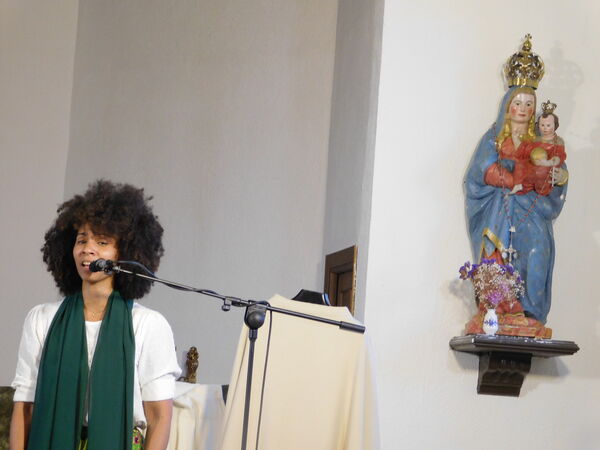 En la iglesia de Santo Tomás Apóstol de Berrocal de Huebra