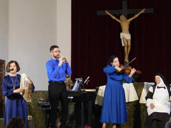En la iglesia de Santo Tomás Apóstol de Berrocal de Huebra