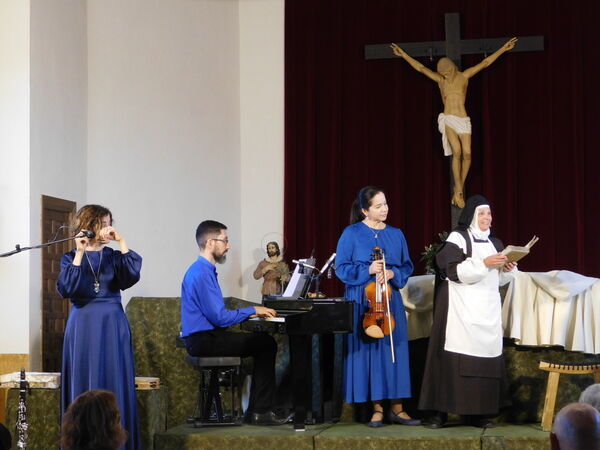 En la iglesia de Santo Tomás Apóstol de Berrocal de Huebra