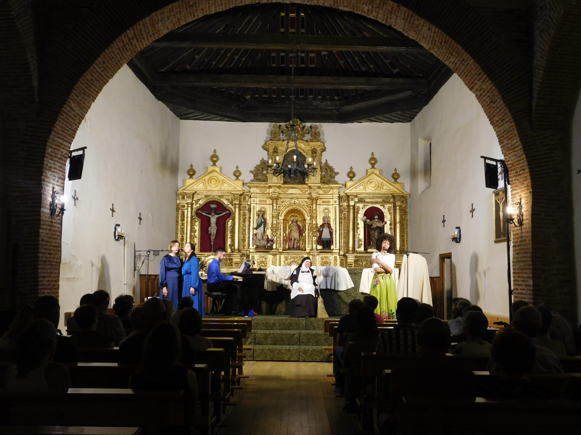 En la iglesia mudéjar de San Juan Bautista de Garcihernández