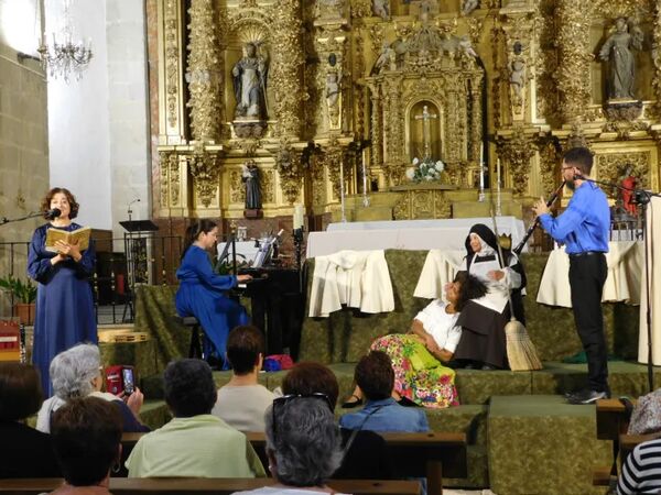 El Bodón acoge con éxito la obra 'Juan, el espíritu del amor' de Denis Rafter